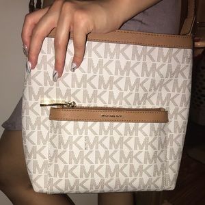 Michael Kors Crossbody Bag